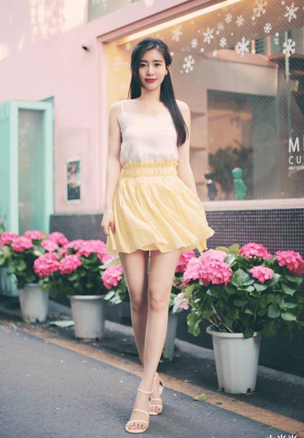 原创原创温柔大方的美女楚楚动人这样的淑女已经十分罕见