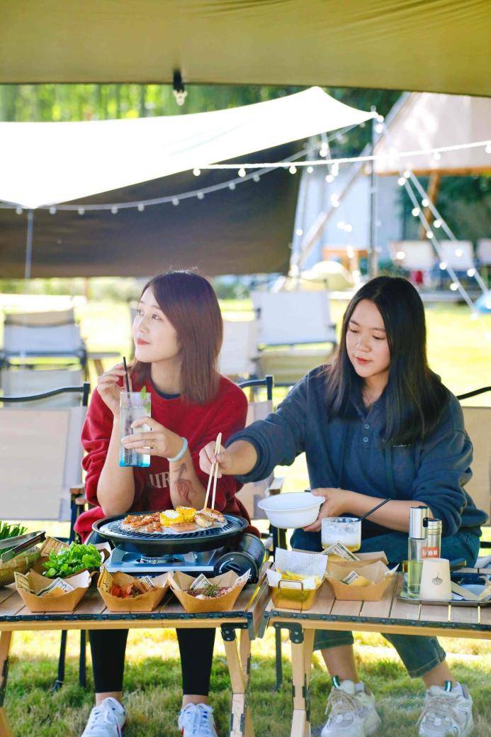 露营烤肉围炉煮茶尝地道美食来黄龙镇古镇放野柿间约起来