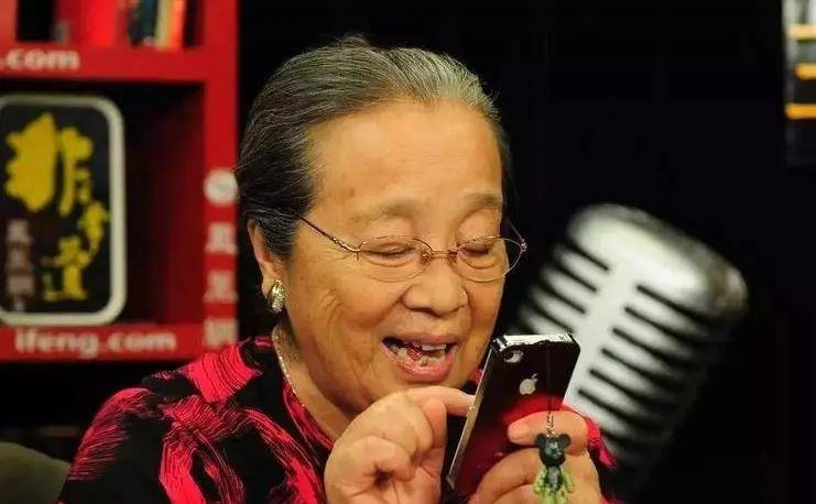 原创李明启我因容嬷嬷演得太好被观众说了20年还有人冲我扔鸡蛋