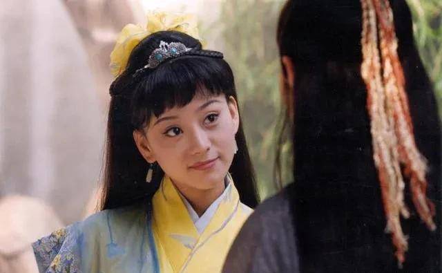 10版"岳灵珊"颜值对比:谁有实力成令狐冲最爱,谁颜值不够凑数