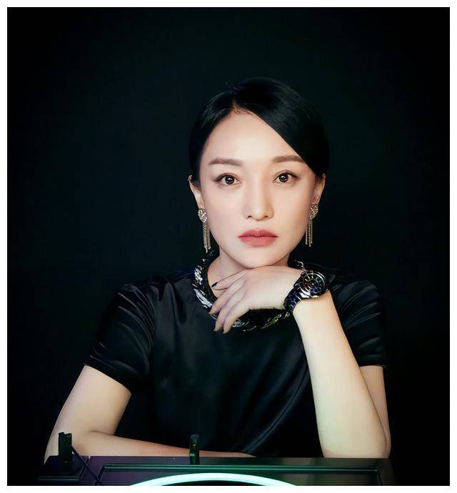 周迅50岁独身娱乐圈女神秘密成为人生赢家