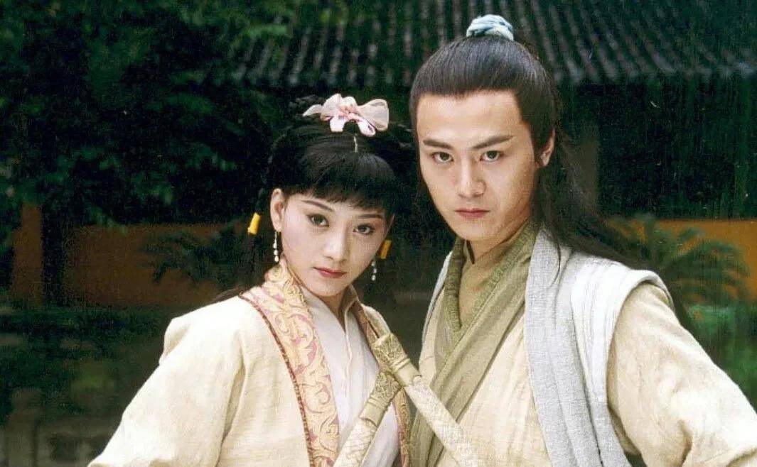 原创10版岳灵珊颜值对比谁有实力成令狐冲最爱谁颜值不够凑数