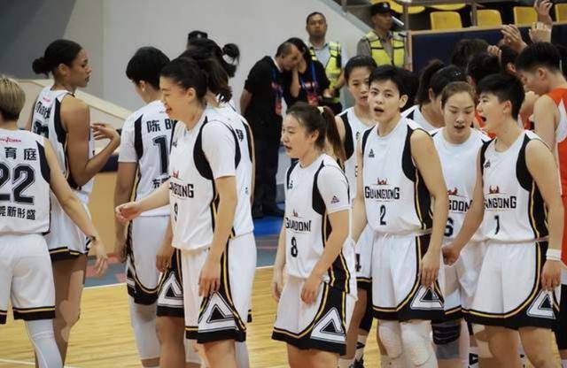 精彩对决广东女篮势不可挡三巨头合砍69分