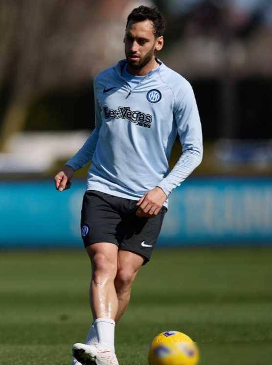 两年内或将短缺!马斯克预测:后果严重>556_745竖版 竖屏