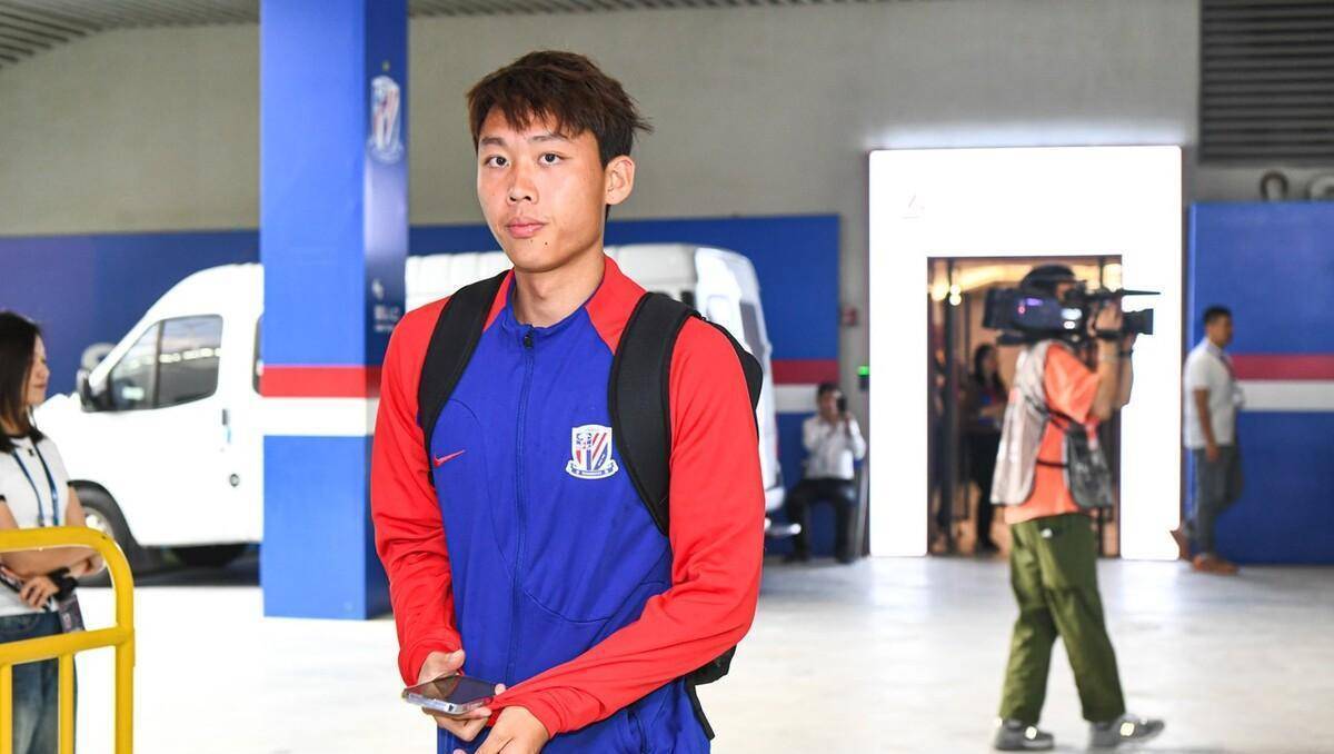 上海申花新赛季零失球 多亏金顺凯镇守 就怕去到国奥被成耀东用烂