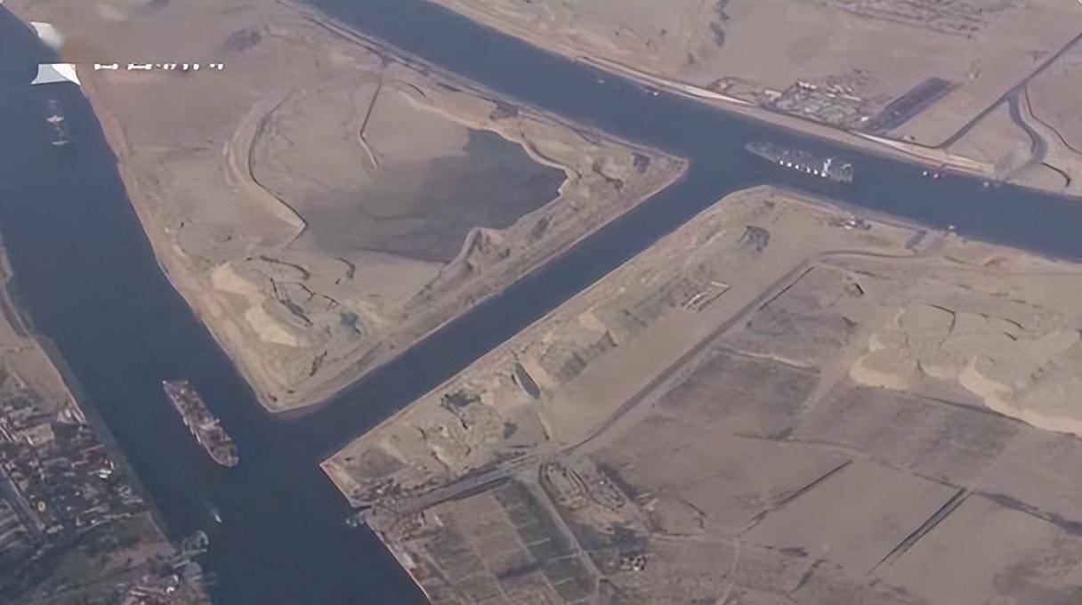 美英轰炸机场,美英空袭荷台达,区域紧张局势升级_红海_的地区_国际