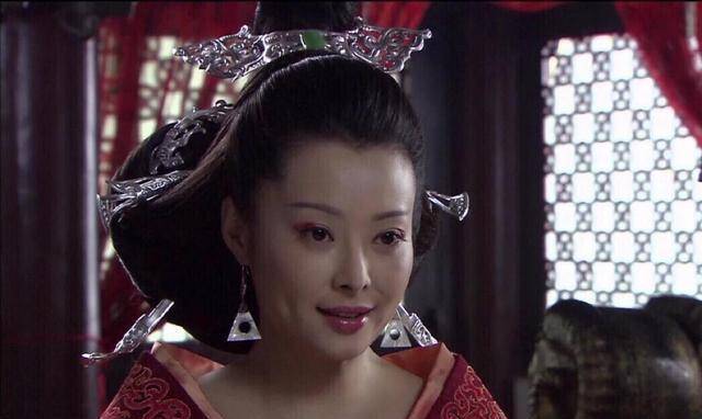 朱博:从小吏起家做到宰相之位,"成也义气,败也义气"的典范_傅太后_陈