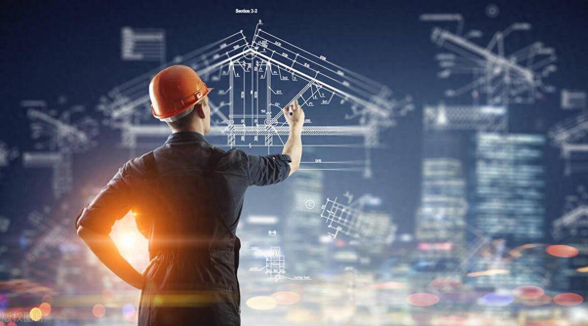 这意味着智能建造师不仅能胜任传统和智能化建筑工程项目的设计与施工