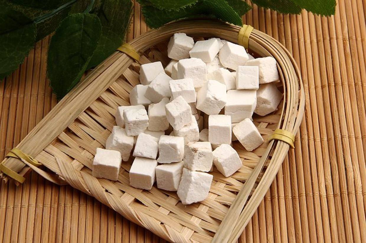 茯苓的功效与作用草木之灵茯苓的奇妙威力