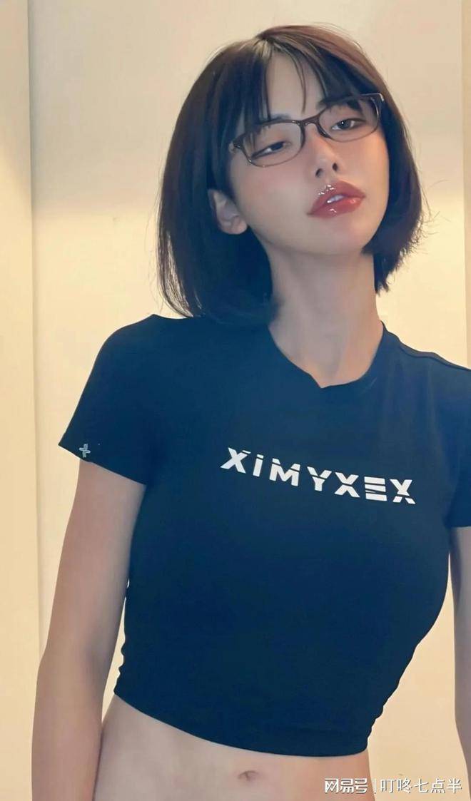 日本女生深田咏美上原亚衣女神范儿大揭秘!_魅力_成为了_散发出