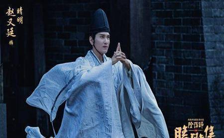 早在111月16日电影首映会上,主演邓伦曾期望晴雅集票房破30亿,就目前