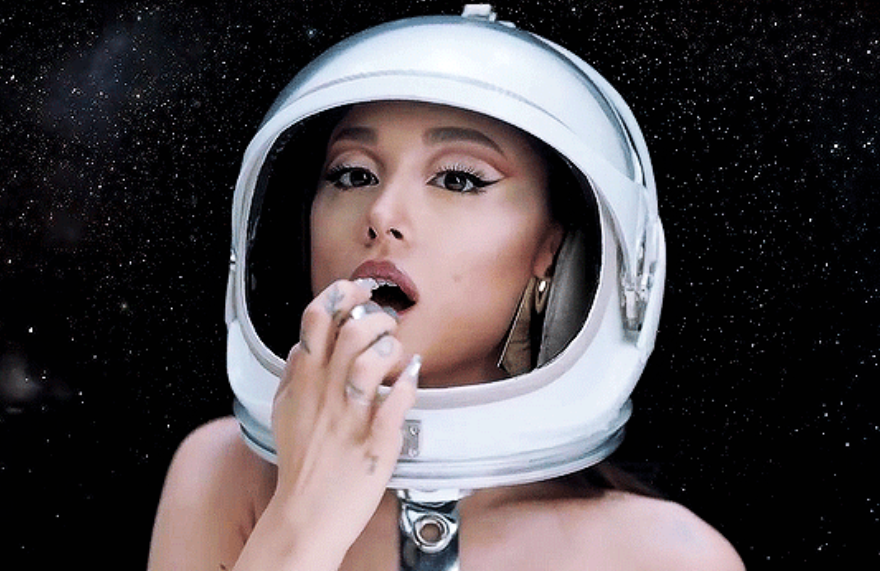 原创a妹时隔多年回归首单让人失望专辑却直开暴走模式