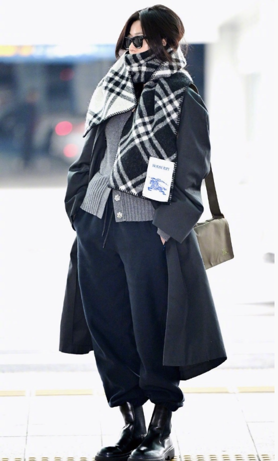 被全智贤简约风惊艳了!