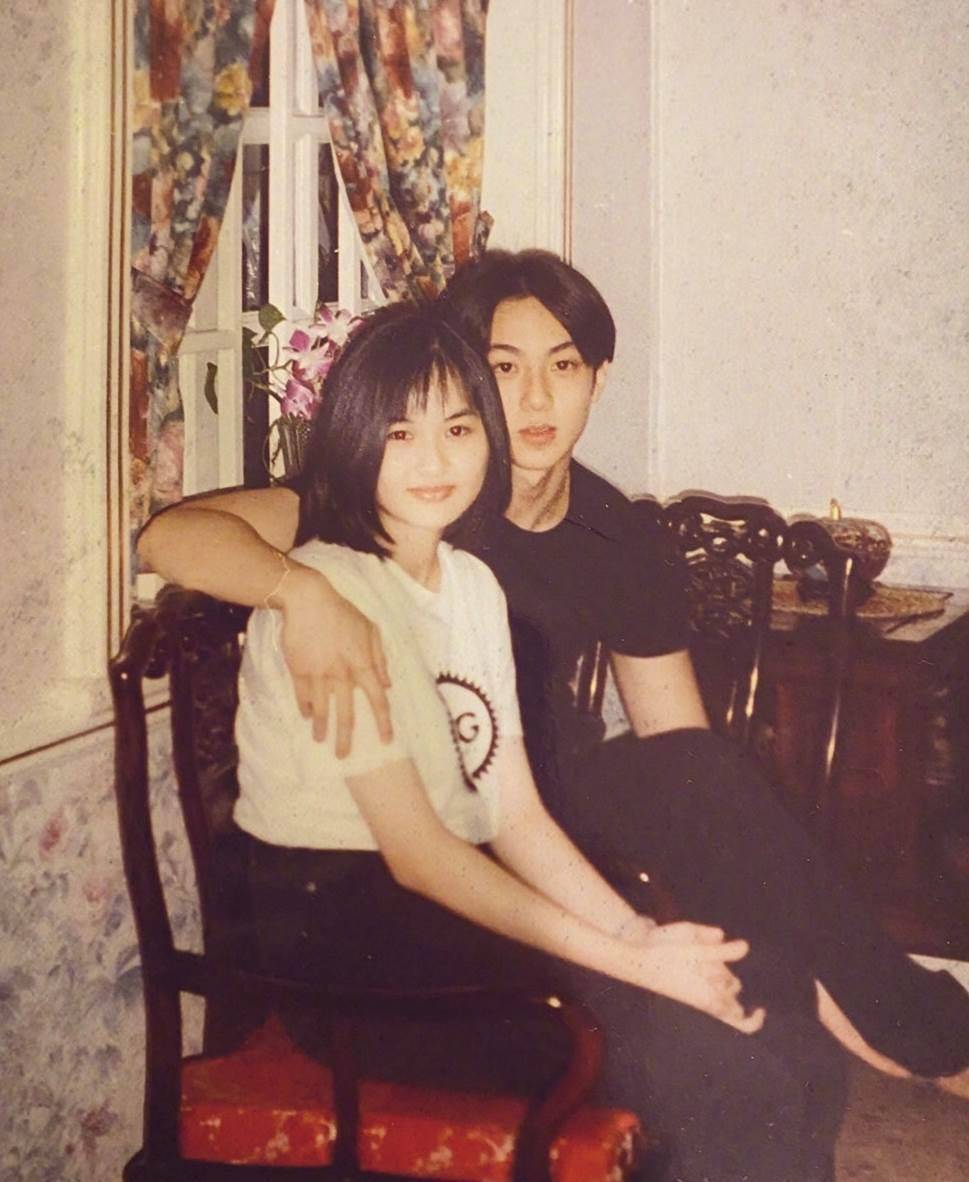 吴尊与妻子旧照曝光!首次公开两人结婚登记,网友:别人家的老公