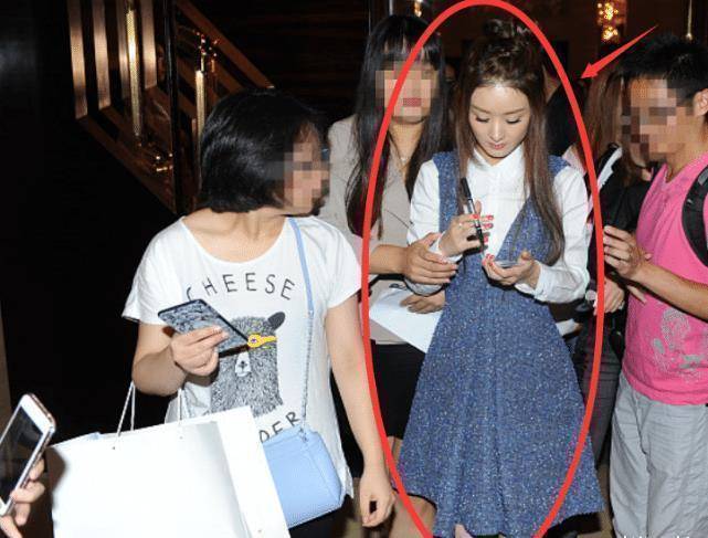 原创赵丽颖无美颜照堪比整容脱离百万p图师粉丝表示不敢看