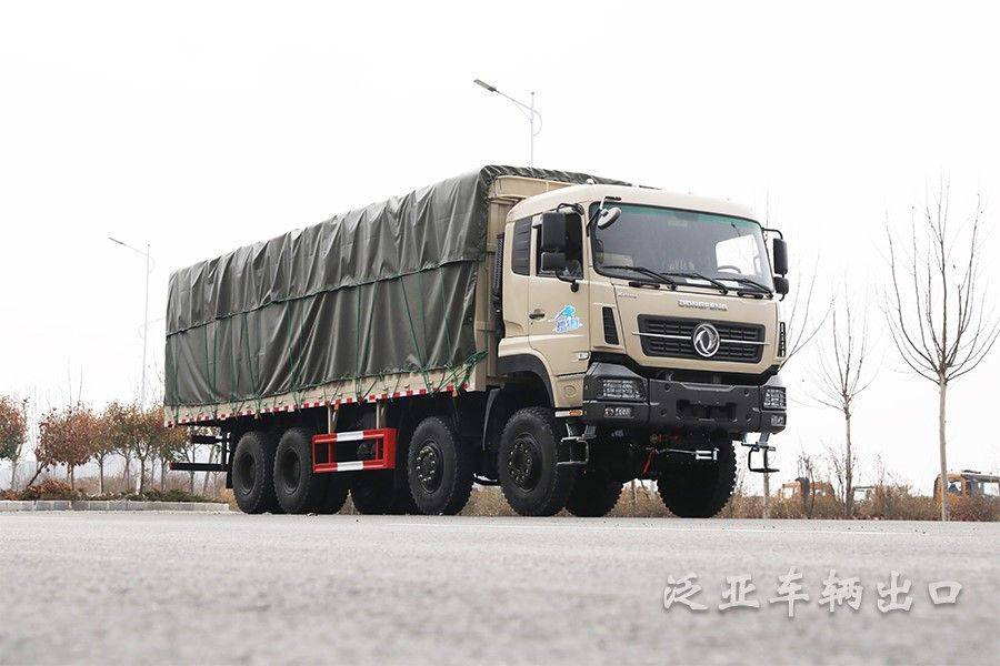 陕汽4×4越野卡车图片