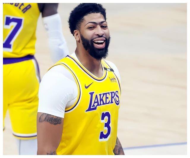 《浓眉垂头,唐斯受伤,戈贝尔休息,篮球巨星陨落》_比赛_湖人队_森林狼