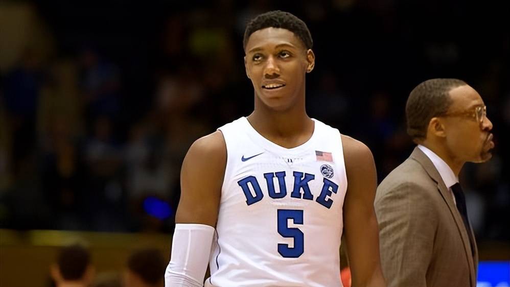 rj巴雷特他都坚持不懈地努力拼搏从不轻言放弃