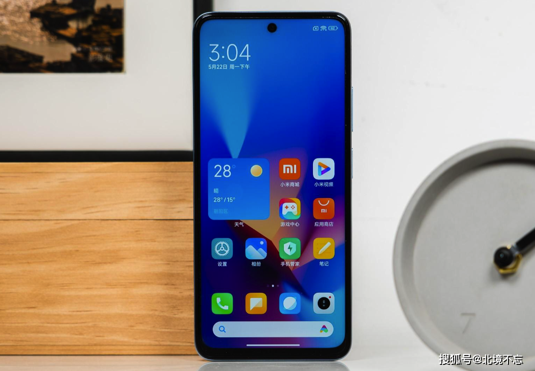 原创红米开启降价模式12g256g67w高性能lcd手机降至1289元