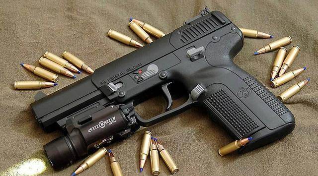 新一代手枪冲锋枪选择9毫米口径是对还是是错