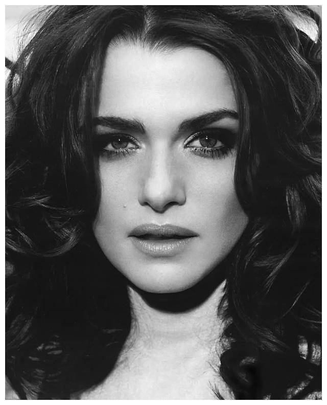 全球扛把子85花,闪耀双料奥斯卡霸主_石头_艾玛·斯通_电影