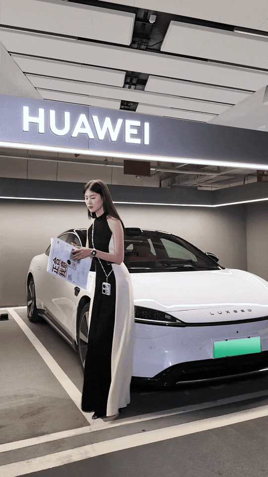 广州开春首秀来了珍宝之作奢雅美学每一刻都超吸睛