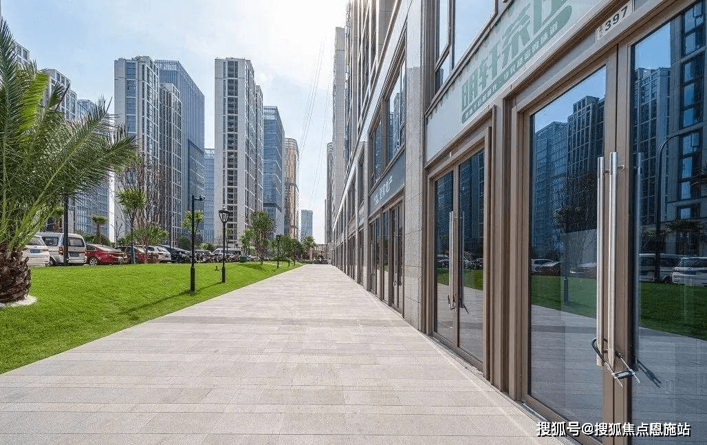 义乌滨江壹品售楼处电话地址义乌滨江壹品商铺售楼中心24小时电话