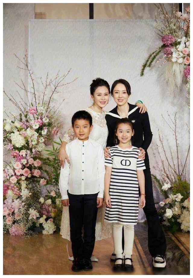 佟大为爆照全家福,三子女颜值爆表,女儿超高迷人_关悦_爱情_家庭