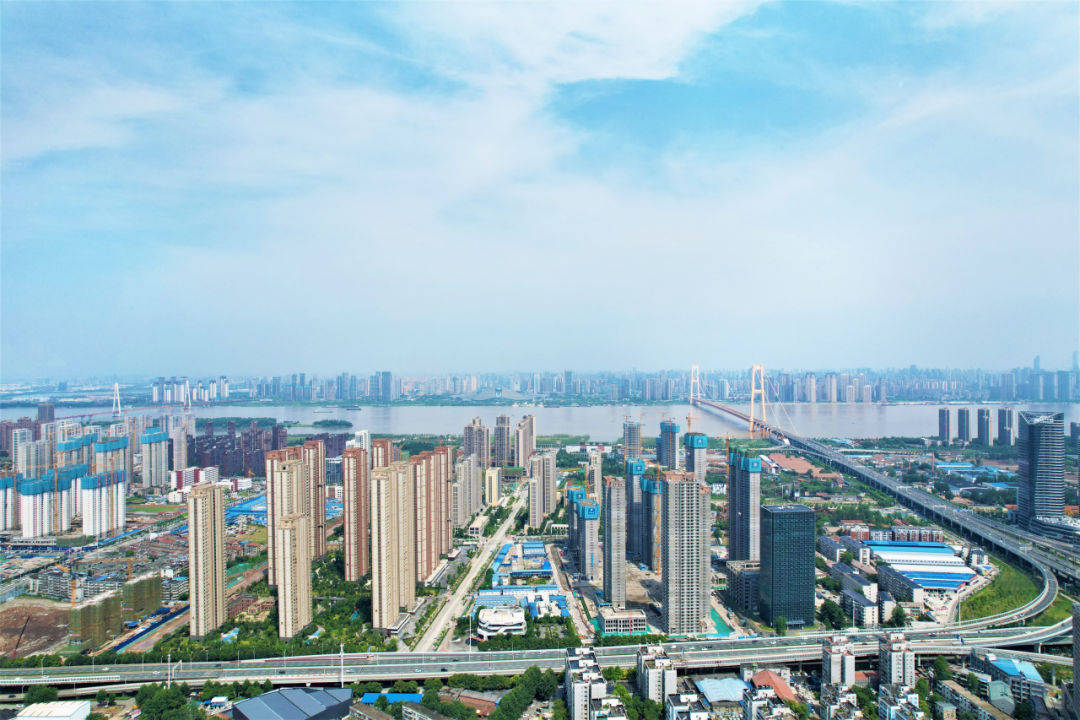 武汉中建壹品鄂旅投东湖学府售楼处电话24小时电话东湖学府首页网站