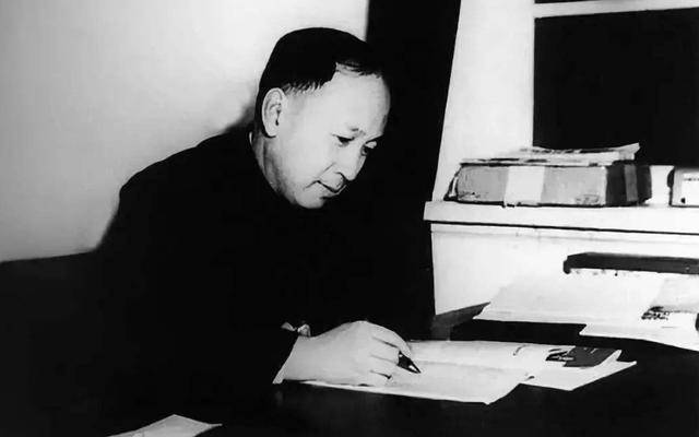 原创钱学森辞去美国高薪回国时月薪3358元这待遇究竟有多高