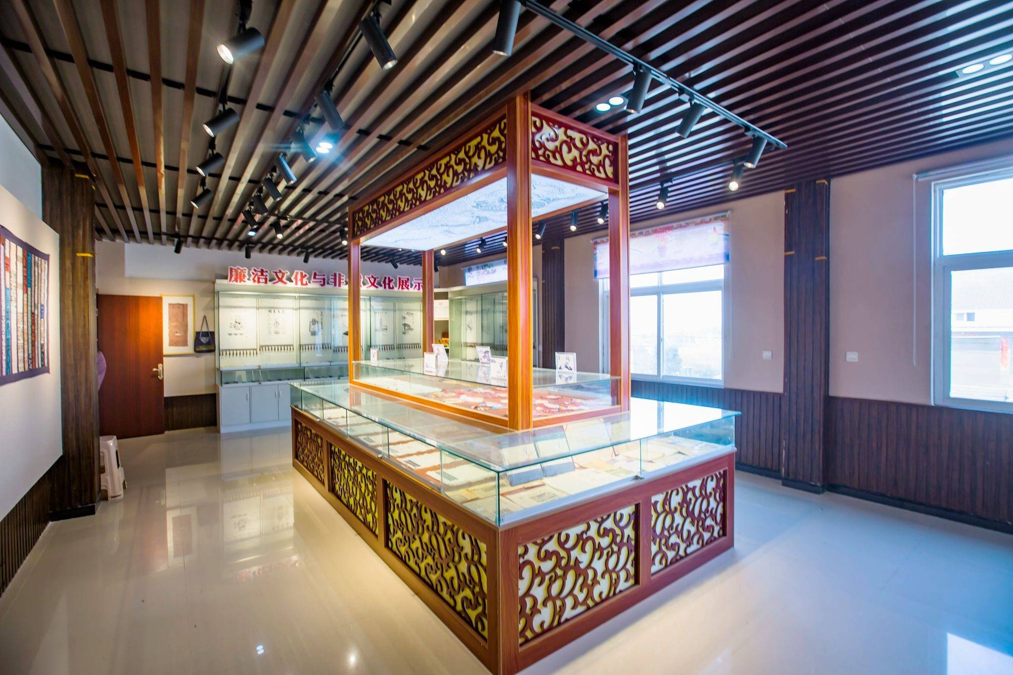 专门用来介绍和展示这项非遗技艺的历史传承,非常适合当做