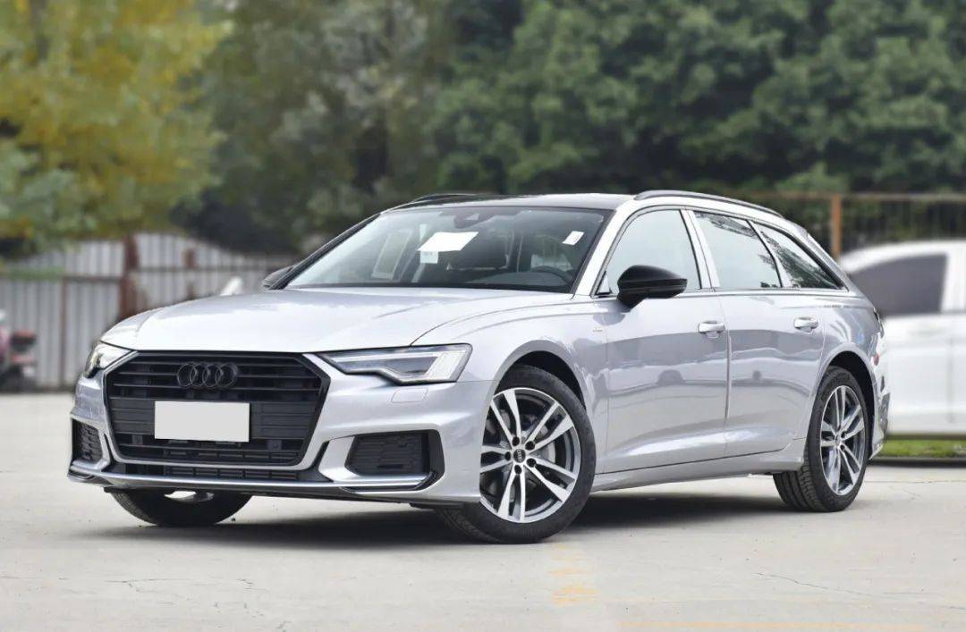 奥迪a6的multitronic无级/手动一体式变速箱,在豪华轿车历史上,第一次