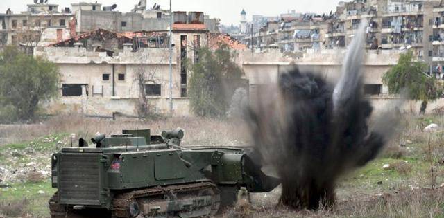 格鲁吉亚的行为无疑惹怒了俄罗斯,在之后不久,俄罗斯大批装甲部队进入