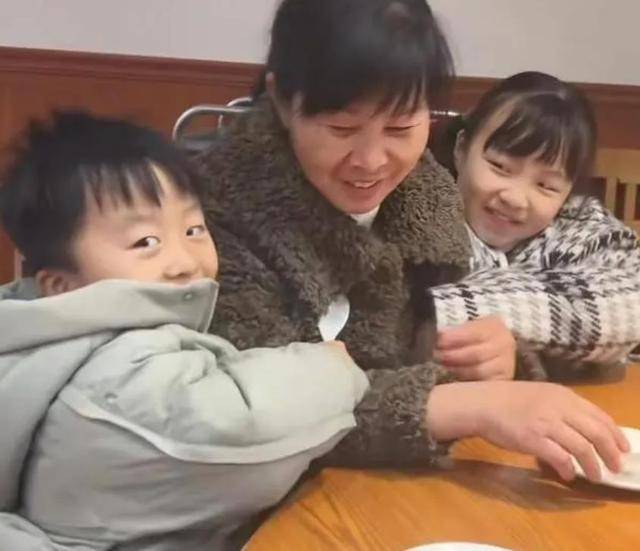 田家回应郭威爆粗口田静解释郭威太压抑因儿女被网暴很气愤