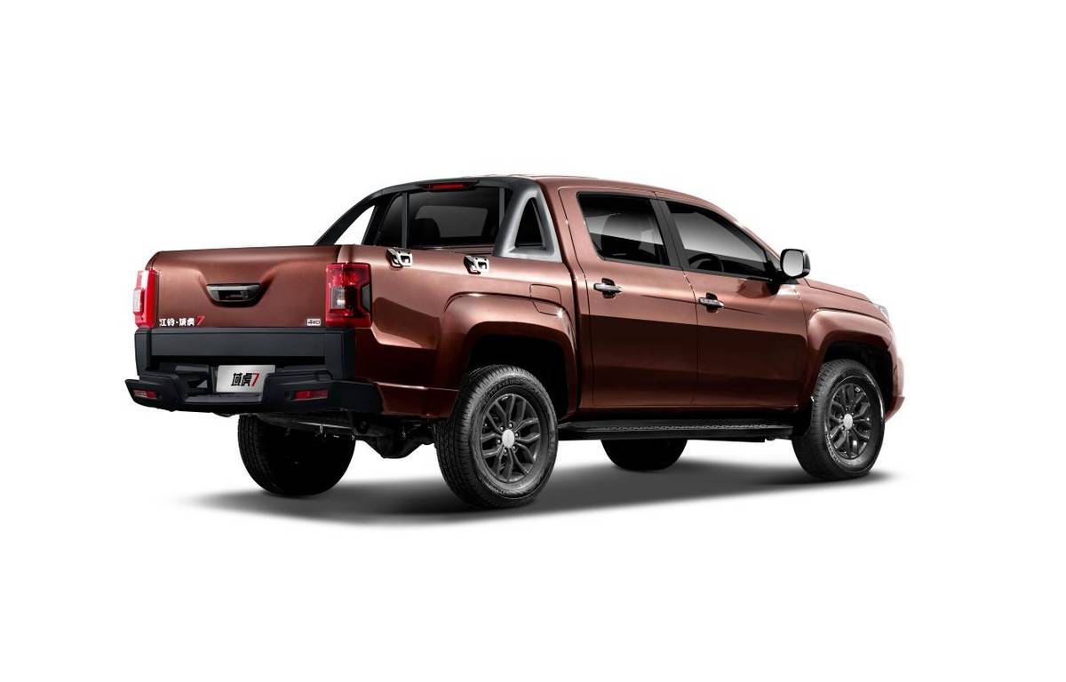 全球品质 国际动力"域虎7购车礼遇升级,自动挡车型现金直降5000元