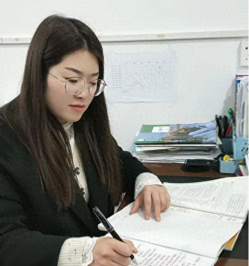 眉县中学张小静语文教学中如何激发学生的学习兴趣