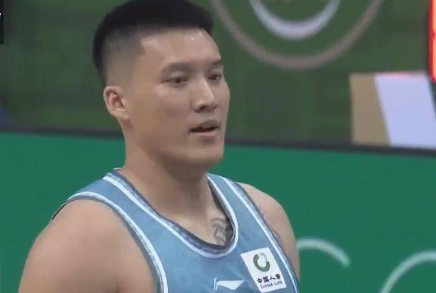 青岛终结同曦五连胜刘东连续三罚不中球迷调侃为何不学习周琦