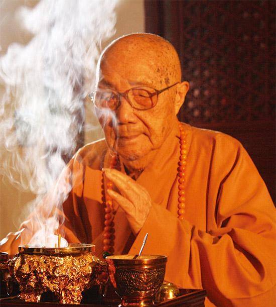 曹德旺3次问财1次问命4上石竹山得老和尚点拨