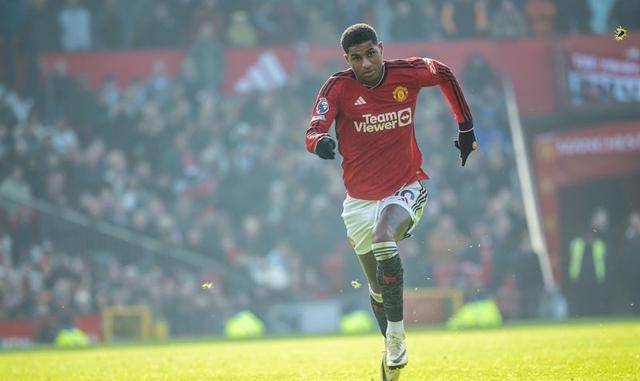 原创巴黎圣日耳曼面对姆巴佩离队拉什福德与迪亚斯是否最佳选择