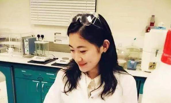 神童何碧玉14岁以750分考进清华大学赴美留学后入美籍