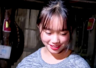 深山最美网红学李子柒做美食却因环境太差被吐槽