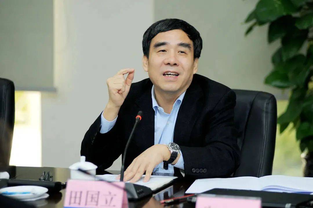 张金良内部擢升建行党委书记,45岁跻身大行高层;田国立功成身退