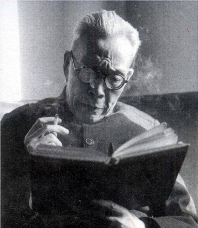 原创金岳霖独自喝闷酒守林徽因坟墓一整夜是深情还是不甘心