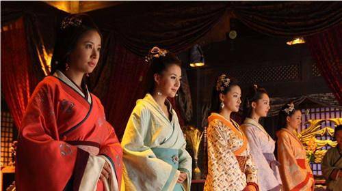 史上最幸运的宫女太监粗心写错一字成皇后娘家因此显赫800年