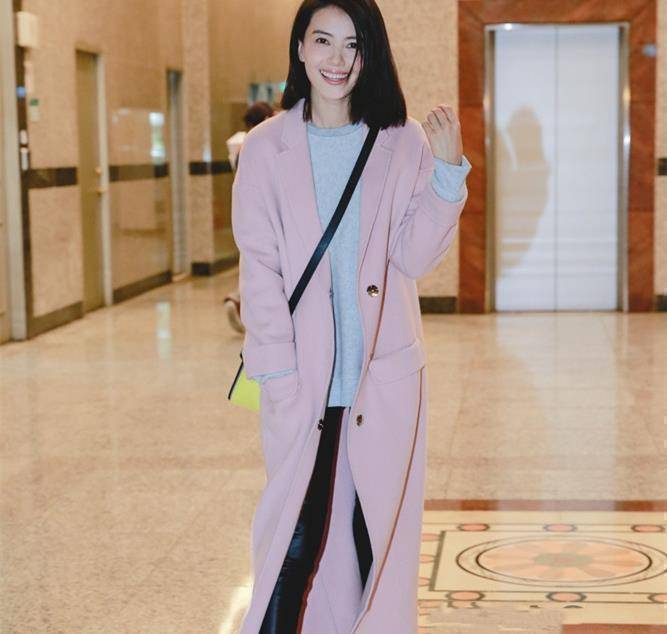 原创大衣穿搭还得和高圆圆学造型风格时髦多变显气质又好看