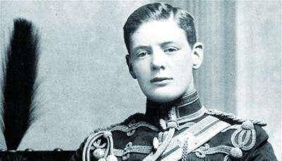 她的情夫是英王儿子是英国首相两次再婚丈夫都和儿子差不多大