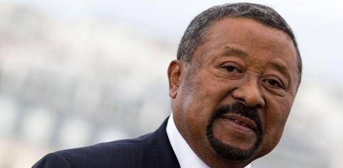 非洲最有钱的国家之一,出了位华裔闻名世界,每年回温州祭拜祖先_加蓬_