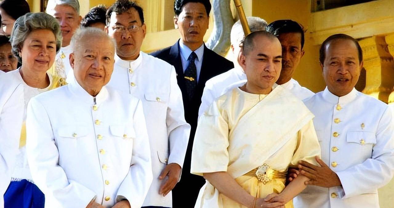 原创西哈莫尼国王才貌双全却未婚无子而有位泰国公主和他一样