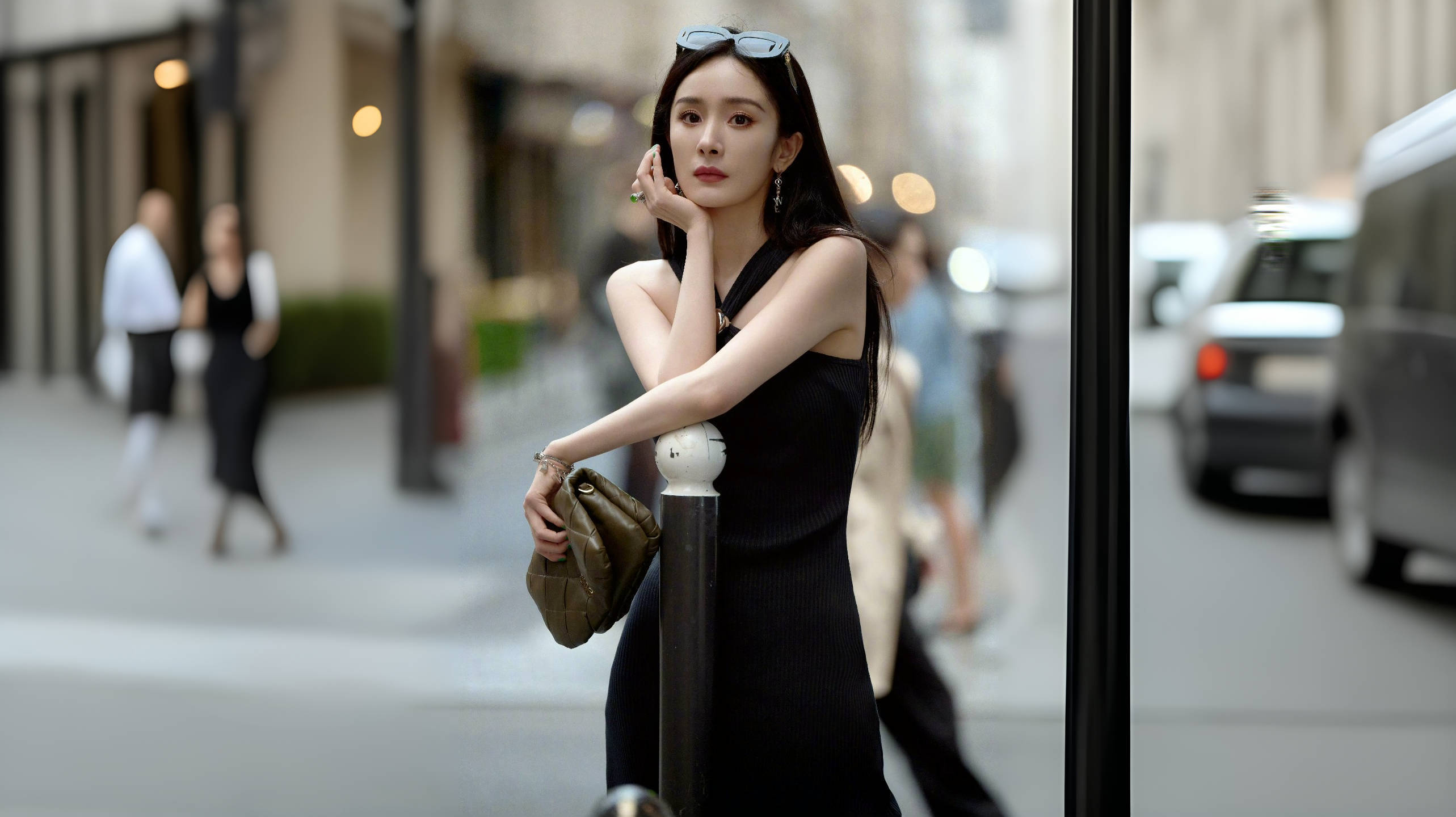 有主播ai换脸冒充杨幂刘亦菲卖减肥茶网友怒了必须严查严惩