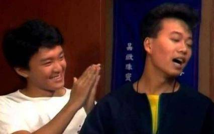 原创欧阳震华为何结婚24年至今无子却心甘情愿看看老婆是谁就懂了